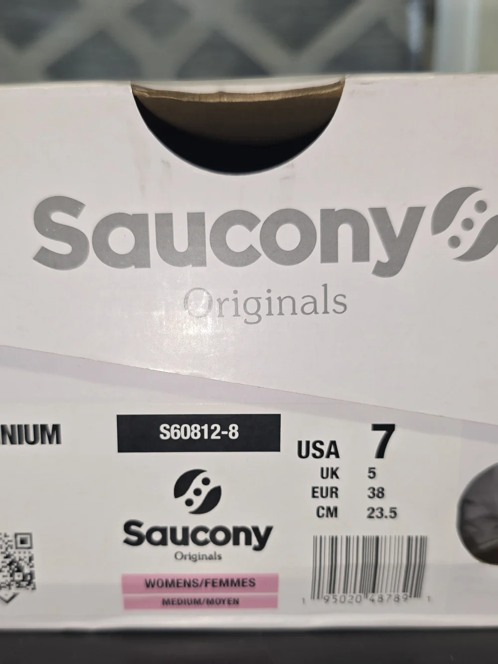 Saucony offers sneakers sleek